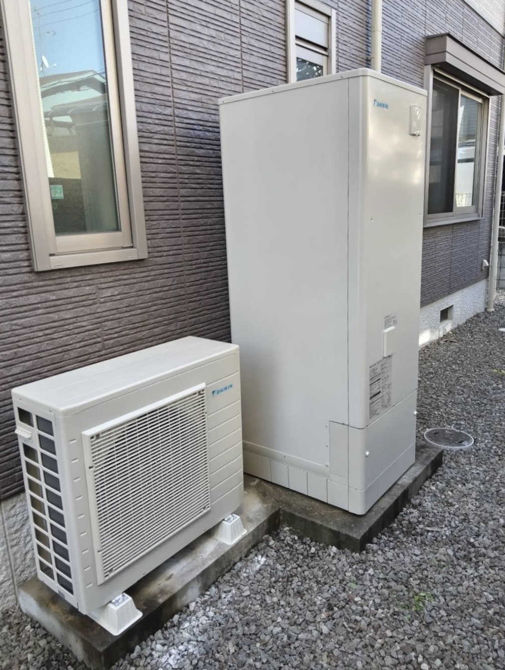 大阪府大阪狭山市のダイキンエコキュート交換