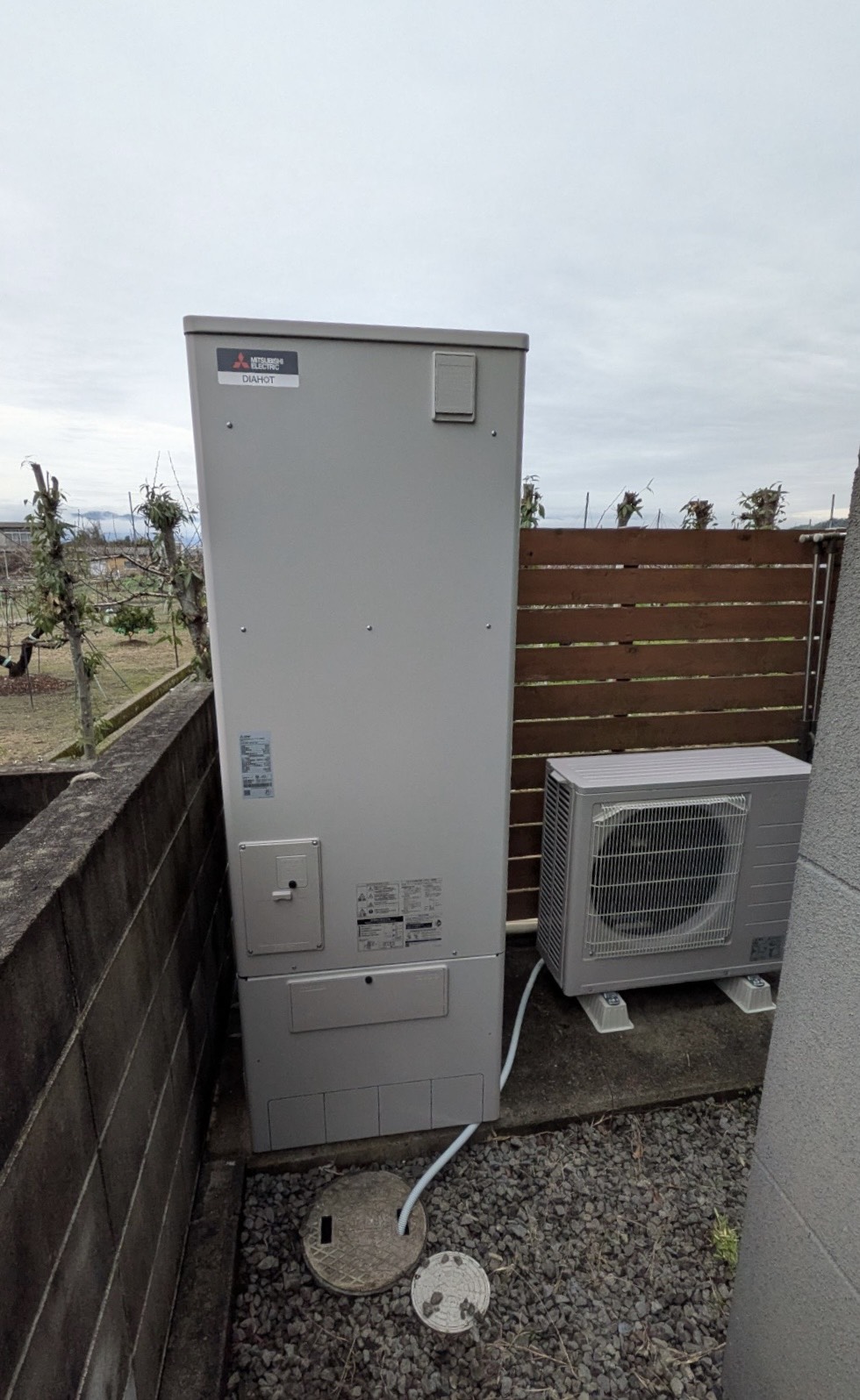 和歌山県紀の川市の三菱エコキュート交換