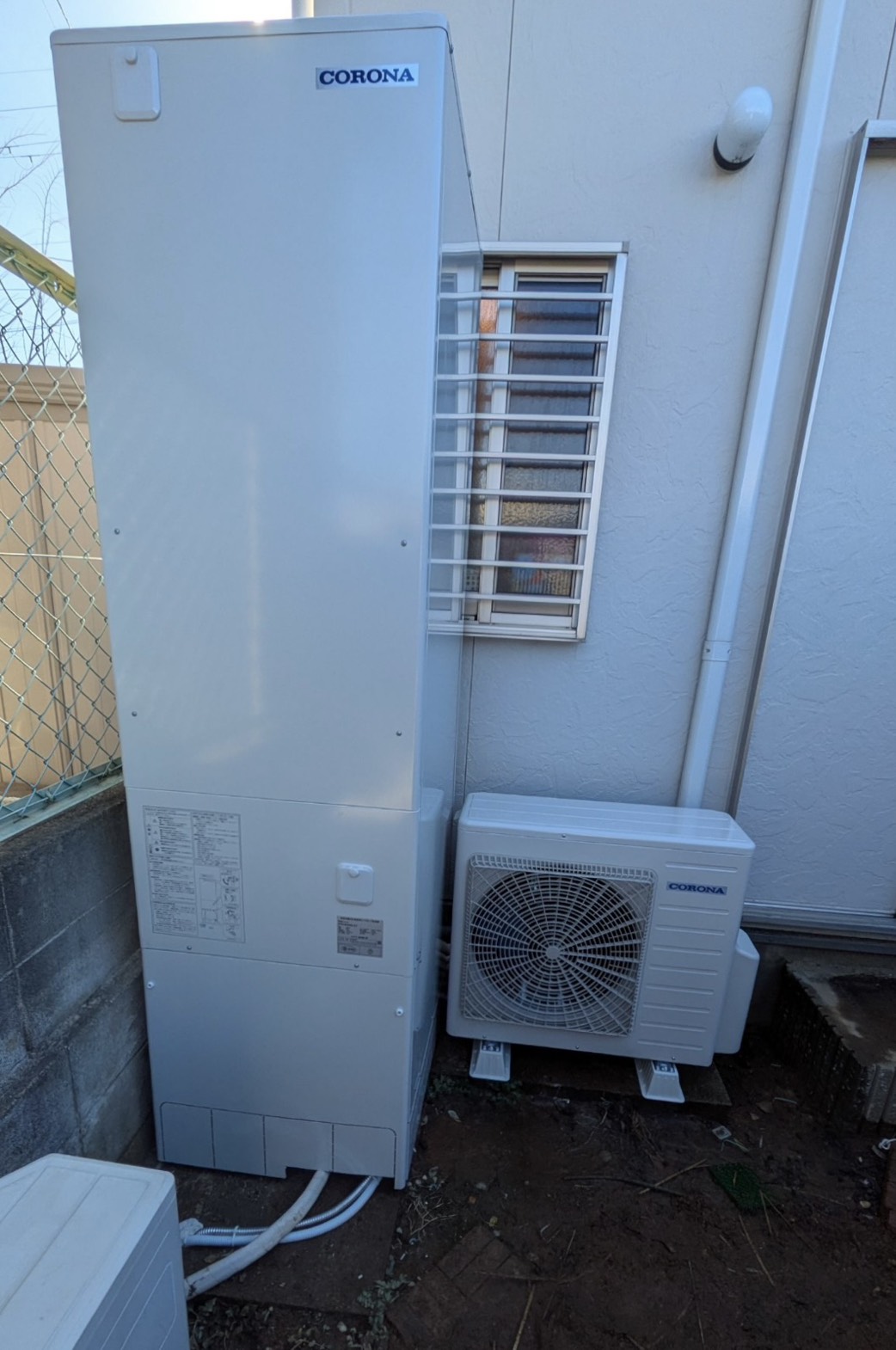 大阪府東大阪市のコロナエコキュート交換