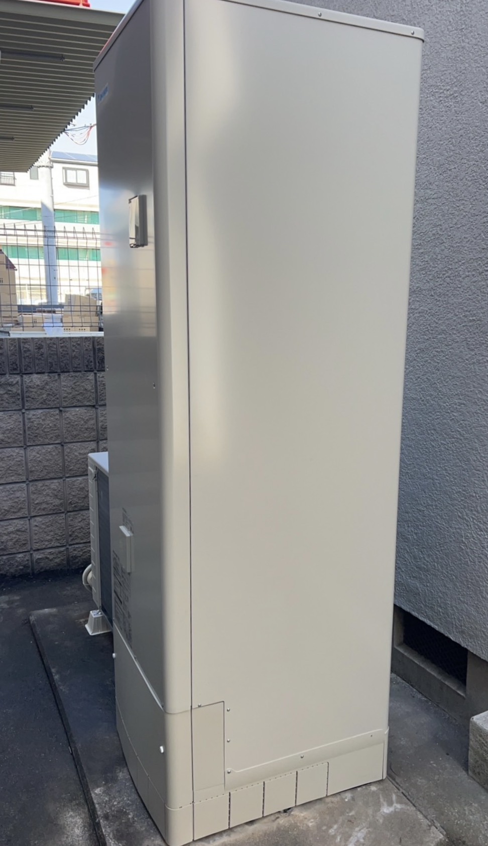 大阪府東大阪市のダイキンエコキュート交換